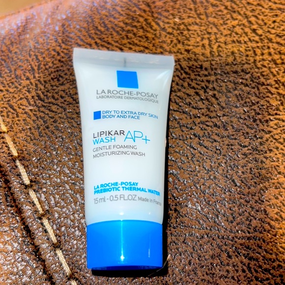 La roche-posay lipikar wash moisturizing wash new 15ml/0.5oz - Picture 1 of 1